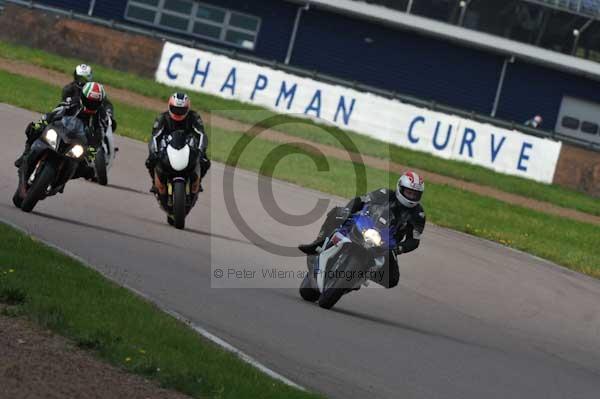 Motorcycle action photographs;Rockingham;Rockingham photographs;event digital images;eventdigitalimages;no limits trackday;peter wileman photography;rockingham corby northamptonshire;trackday;trackday digital images;trackday photos