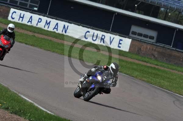 Motorcycle action photographs;Rockingham;Rockingham photographs;event digital images;eventdigitalimages;no limits trackday;peter wileman photography;rockingham corby northamptonshire;trackday;trackday digital images;trackday photos
