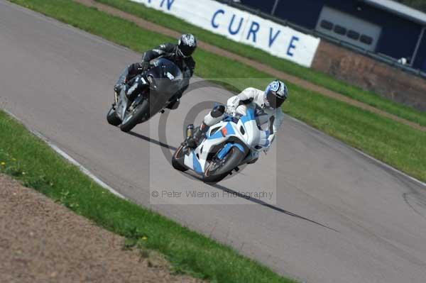 Motorcycle action photographs;Rockingham;Rockingham photographs;event digital images;eventdigitalimages;no limits trackday;peter wileman photography;rockingham corby northamptonshire;trackday;trackday digital images;trackday photos