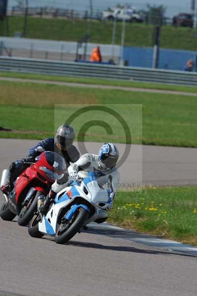 Motorcycle action photographs;Rockingham;Rockingham photographs;event digital images;eventdigitalimages;no limits trackday;peter wileman photography;rockingham corby northamptonshire;trackday;trackday digital images;trackday photos