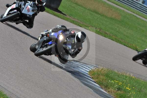 Motorcycle action photographs;Rockingham;Rockingham photographs;event digital images;eventdigitalimages;no limits trackday;peter wileman photography;rockingham corby northamptonshire;trackday;trackday digital images;trackday photos