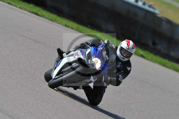 Motorcycle action photographs;Rockingham;Rockingham photographs;event digital images;eventdigitalimages;no limits trackday;peter wileman photography;rockingham corby northamptonshire;trackday;trackday digital images;trackday photos