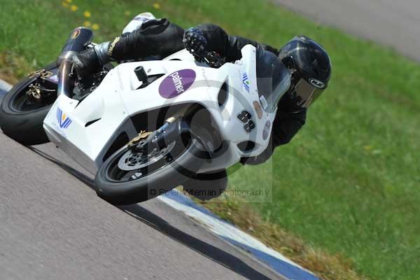 Motorcycle action photographs;Rockingham;Rockingham photographs;event digital images;eventdigitalimages;no limits trackday;peter wileman photography;rockingham corby northamptonshire;trackday;trackday digital images;trackday photos