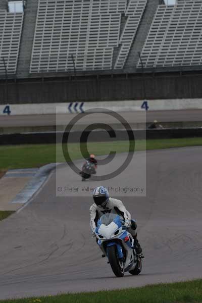 Motorcycle action photographs;Rockingham;Rockingham photographs;event digital images;eventdigitalimages;no limits trackday;peter wileman photography;rockingham corby northamptonshire;trackday;trackday digital images;trackday photos