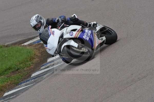 Motorcycle action photographs;Rockingham;Rockingham photographs;event digital images;eventdigitalimages;no limits trackday;peter wileman photography;rockingham corby northamptonshire;trackday;trackday digital images;trackday photos