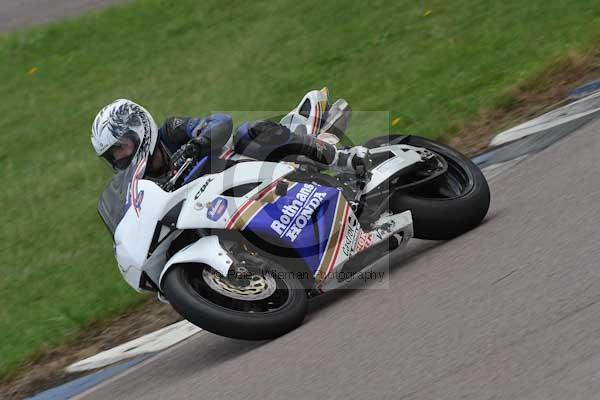 Motorcycle action photographs;Rockingham;Rockingham photographs;event digital images;eventdigitalimages;no limits trackday;peter wileman photography;rockingham corby northamptonshire;trackday;trackday digital images;trackday photos