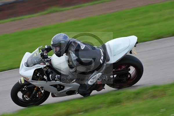 Motorcycle action photographs;Rockingham;Rockingham photographs;event digital images;eventdigitalimages;no limits trackday;peter wileman photography;rockingham corby northamptonshire;trackday;trackday digital images;trackday photos