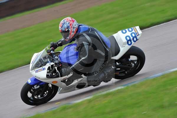 Motorcycle action photographs;Rockingham;Rockingham photographs;event digital images;eventdigitalimages;no limits trackday;peter wileman photography;rockingham corby northamptonshire;trackday;trackday digital images;trackday photos