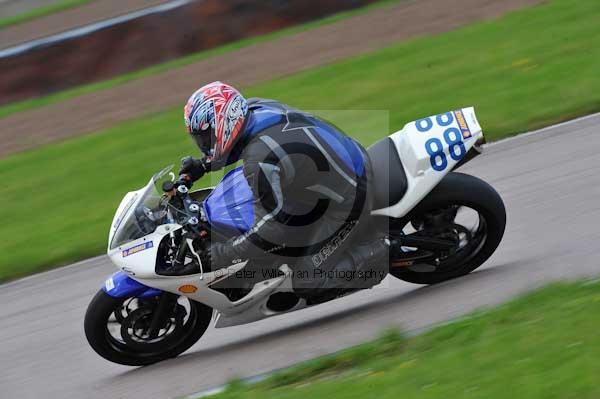 Motorcycle action photographs;Rockingham;Rockingham photographs;event digital images;eventdigitalimages;no limits trackday;peter wileman photography;rockingham corby northamptonshire;trackday;trackday digital images;trackday photos