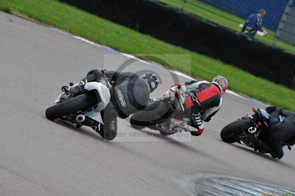 Motorcycle action photographs;Rockingham;Rockingham photographs;event digital images;eventdigitalimages;no limits trackday;peter wileman photography;rockingham corby northamptonshire;trackday;trackday digital images;trackday photos