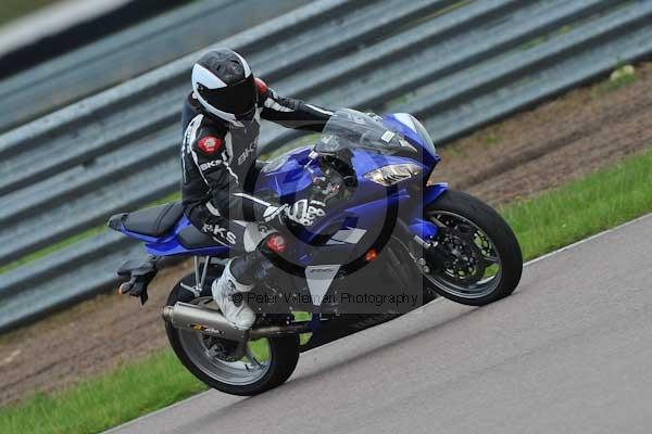 Motorcycle action photographs;Rockingham;Rockingham photographs;event digital images;eventdigitalimages;no limits trackday;peter wileman photography;rockingham corby northamptonshire;trackday;trackday digital images;trackday photos