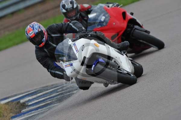 Motorcycle action photographs;Rockingham;Rockingham photographs;event digital images;eventdigitalimages;no limits trackday;peter wileman photography;rockingham corby northamptonshire;trackday;trackday digital images;trackday photos
