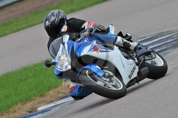 Motorcycle action photographs;Rockingham;Rockingham photographs;event digital images;eventdigitalimages;no limits trackday;peter wileman photography;rockingham corby northamptonshire;trackday;trackday digital images;trackday photos