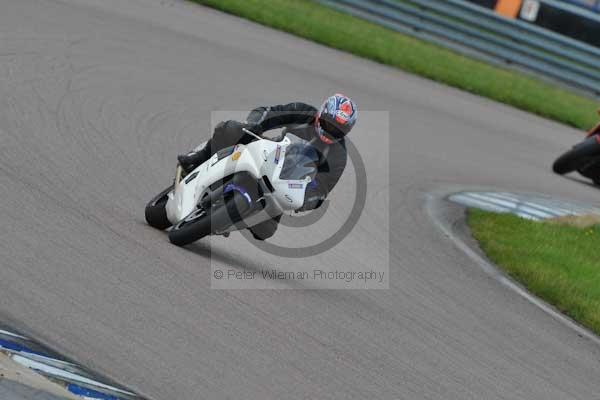 Motorcycle action photographs;Rockingham;Rockingham photographs;event digital images;eventdigitalimages;no limits trackday;peter wileman photography;rockingham corby northamptonshire;trackday;trackday digital images;trackday photos