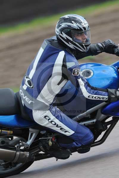 Motorcycle action photographs;Rockingham;Rockingham photographs;event digital images;eventdigitalimages;no limits trackday;peter wileman photography;rockingham corby northamptonshire;trackday;trackday digital images;trackday photos