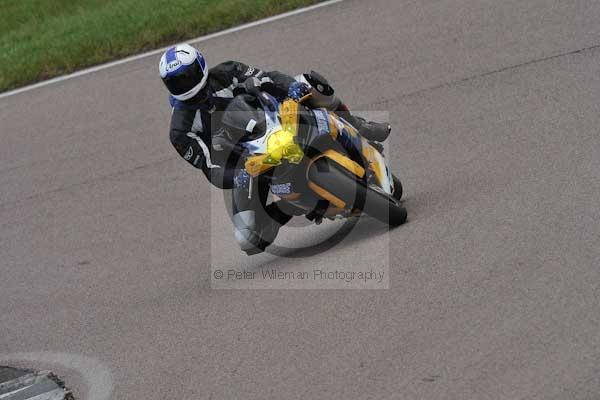 Motorcycle action photographs;Rockingham;Rockingham photographs;event digital images;eventdigitalimages;no limits trackday;peter wileman photography;rockingham corby northamptonshire;trackday;trackday digital images;trackday photos