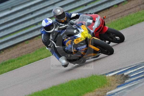 Motorcycle action photographs;Rockingham;Rockingham photographs;event digital images;eventdigitalimages;no limits trackday;peter wileman photography;rockingham corby northamptonshire;trackday;trackday digital images;trackday photos