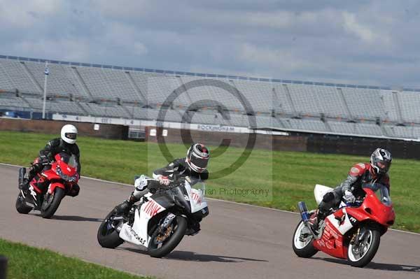 Motorcycle action photographs;Rockingham;Rockingham photographs;event digital images;eventdigitalimages;no limits trackday;peter wileman photography;rockingham corby northamptonshire;trackday;trackday digital images;trackday photos