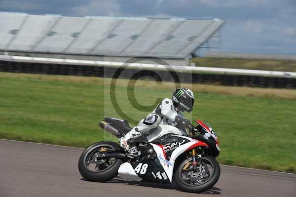 Motorcycle action photographs;Rockingham;Rockingham photographs;event digital images;eventdigitalimages;no limits trackday;peter wileman photography;rockingham corby northamptonshire;trackday;trackday digital images;trackday photos