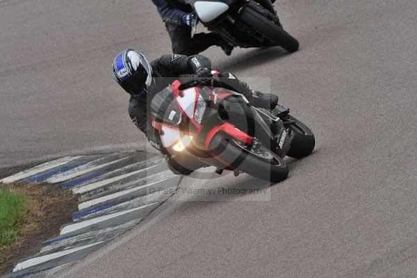 Motorcycle action photographs;Rockingham;Rockingham photographs;event digital images;eventdigitalimages;no limits trackday;peter wileman photography;rockingham corby northamptonshire;trackday;trackday digital images;trackday photos