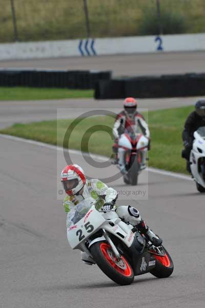 Motorcycle action photographs;Rockingham;Rockingham photographs;event digital images;eventdigitalimages;no limits trackday;peter wileman photography;rockingham corby northamptonshire;trackday;trackday digital images;trackday photos