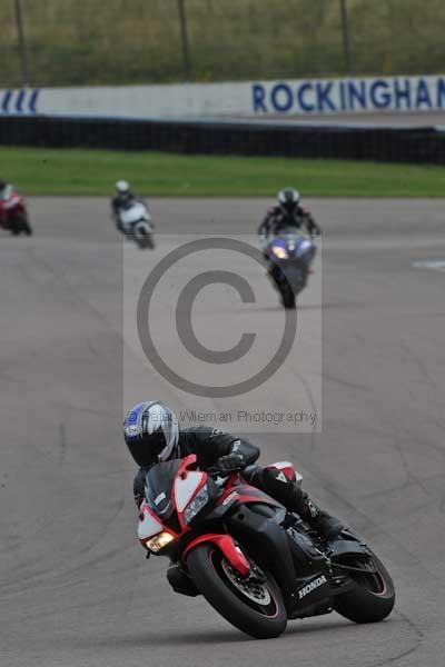 Motorcycle action photographs;Rockingham;Rockingham photographs;event digital images;eventdigitalimages;no limits trackday;peter wileman photography;rockingham corby northamptonshire;trackday;trackday digital images;trackday photos