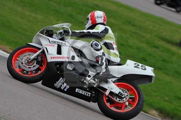 Motorcycle action photographs;Rockingham;Rockingham photographs;event digital images;eventdigitalimages;no limits trackday;peter wileman photography;rockingham corby northamptonshire;trackday;trackday digital images;trackday photos