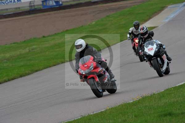 Motorcycle action photographs;Rockingham;Rockingham photographs;event digital images;eventdigitalimages;no limits trackday;peter wileman photography;rockingham corby northamptonshire;trackday;trackday digital images;trackday photos