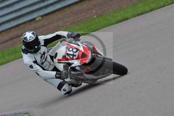 Motorcycle action photographs;Rockingham;Rockingham photographs;event digital images;eventdigitalimages;no limits trackday;peter wileman photography;rockingham corby northamptonshire;trackday;trackday digital images;trackday photos