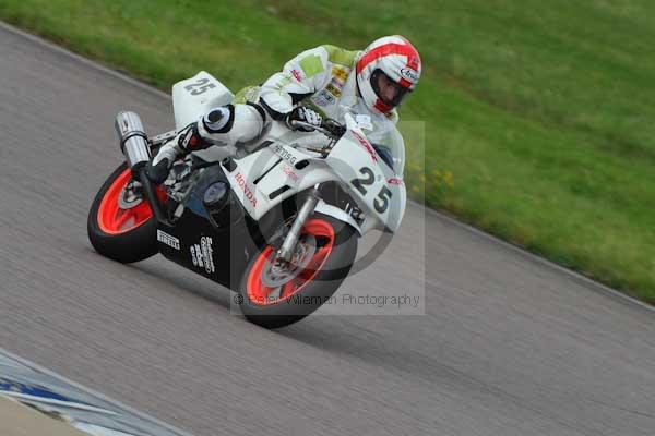 Motorcycle action photographs;Rockingham;Rockingham photographs;event digital images;eventdigitalimages;no limits trackday;peter wileman photography;rockingham corby northamptonshire;trackday;trackday digital images;trackday photos