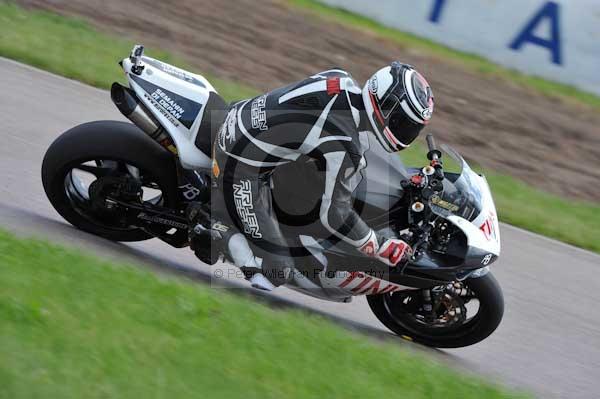 Motorcycle action photographs;Rockingham;Rockingham photographs;event digital images;eventdigitalimages;no limits trackday;peter wileman photography;rockingham corby northamptonshire;trackday;trackday digital images;trackday photos