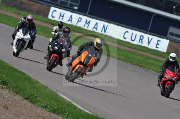 Motorcycle action photographs;Rockingham;Rockingham photographs;event digital images;eventdigitalimages;no limits trackday;peter wileman photography;rockingham corby northamptonshire;trackday;trackday digital images;trackday photos