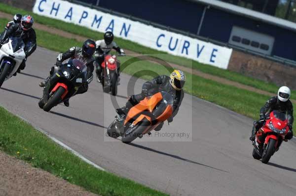 Motorcycle action photographs;Rockingham;Rockingham photographs;event digital images;eventdigitalimages;no limits trackday;peter wileman photography;rockingham corby northamptonshire;trackday;trackday digital images;trackday photos