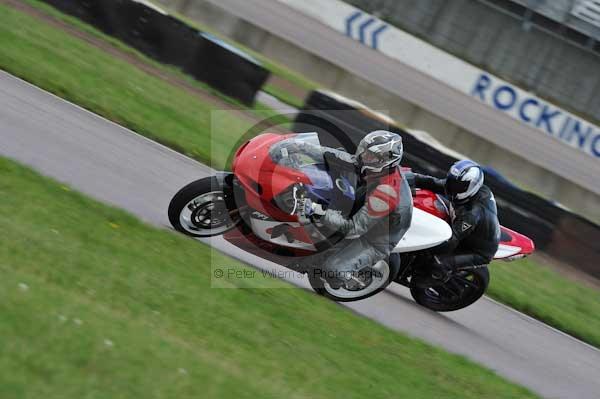 Motorcycle action photographs;Rockingham;Rockingham photographs;event digital images;eventdigitalimages;no limits trackday;peter wileman photography;rockingham corby northamptonshire;trackday;trackday digital images;trackday photos