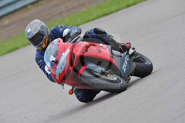 Motorcycle action photographs;Rockingham;Rockingham photographs;event digital images;eventdigitalimages;no limits trackday;peter wileman photography;rockingham corby northamptonshire;trackday;trackday digital images;trackday photos