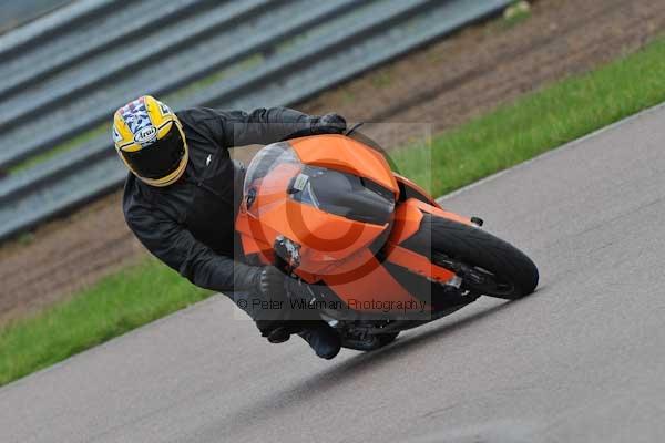 Motorcycle action photographs;Rockingham;Rockingham photographs;event digital images;eventdigitalimages;no limits trackday;peter wileman photography;rockingham corby northamptonshire;trackday;trackday digital images;trackday photos