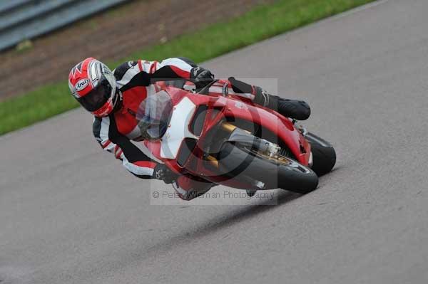Motorcycle action photographs;Rockingham;Rockingham photographs;event digital images;eventdigitalimages;no limits trackday;peter wileman photography;rockingham corby northamptonshire;trackday;trackday digital images;trackday photos