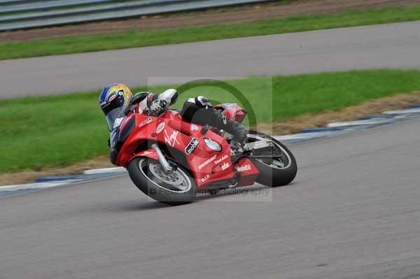 Motorcycle action photographs;Rockingham;Rockingham photographs;event digital images;eventdigitalimages;no limits trackday;peter wileman photography;rockingham corby northamptonshire;trackday;trackday digital images;trackday photos