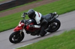 Motorcycle-action-photographs;Rockingham;Rockingham-photographs;event-digital-images;eventdigitalimages;no-limits-trackday;peter-wileman-photography;rockingham-corby-northamptonshire;trackday;trackday-digital-images;trackday-photos
