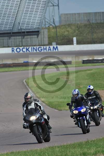 Motorcycle action photographs;Rockingham;Rockingham photographs;event digital images;eventdigitalimages;no limits trackday;peter wileman photography;rockingham corby northamptonshire;trackday;trackday digital images;trackday photos