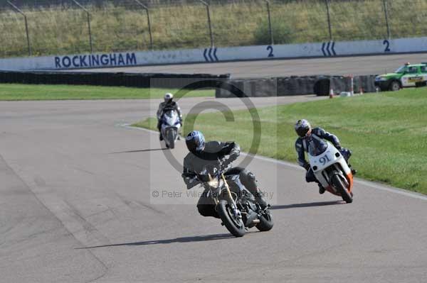 Motorcycle action photographs;Rockingham;Rockingham photographs;event digital images;eventdigitalimages;no limits trackday;peter wileman photography;rockingham corby northamptonshire;trackday;trackday digital images;trackday photos