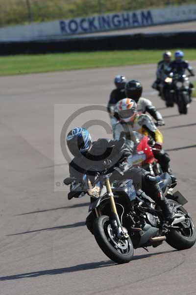 Motorcycle action photographs;Rockingham;Rockingham photographs;event digital images;eventdigitalimages;no limits trackday;peter wileman photography;rockingham corby northamptonshire;trackday;trackday digital images;trackday photos