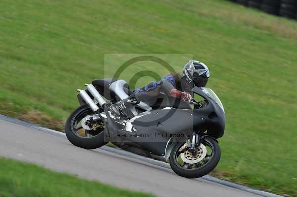 Motorcycle action photographs;Rockingham;Rockingham photographs;event digital images;eventdigitalimages;no limits trackday;peter wileman photography;rockingham corby northamptonshire;trackday;trackday digital images;trackday photos