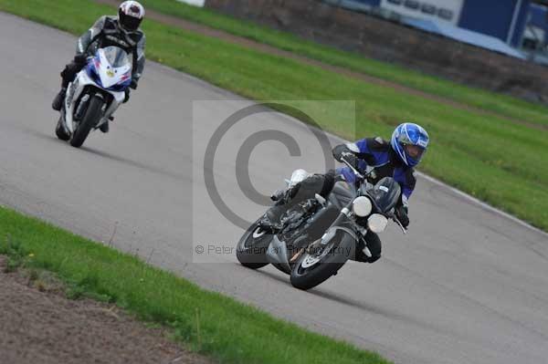 Motorcycle action photographs;Rockingham;Rockingham photographs;event digital images;eventdigitalimages;no limits trackday;peter wileman photography;rockingham corby northamptonshire;trackday;trackday digital images;trackday photos