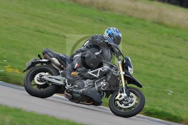 Motorcycle action photographs;Rockingham;Rockingham photographs;event digital images;eventdigitalimages;no limits trackday;peter wileman photography;rockingham corby northamptonshire;trackday;trackday digital images;trackday photos