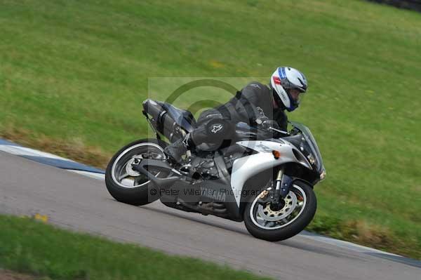 Motorcycle action photographs;Rockingham;Rockingham photographs;event digital images;eventdigitalimages;no limits trackday;peter wileman photography;rockingham corby northamptonshire;trackday;trackday digital images;trackday photos