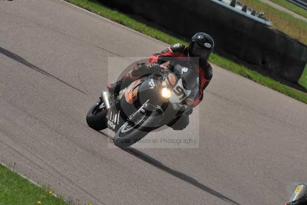 Motorcycle action photographs;Rockingham;Rockingham photographs;event digital images;eventdigitalimages;no limits trackday;peter wileman photography;rockingham corby northamptonshire;trackday;trackday digital images;trackday photos