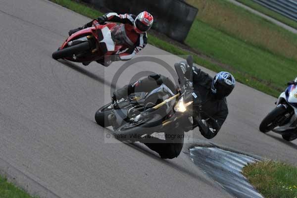 Motorcycle action photographs;Rockingham;Rockingham photographs;event digital images;eventdigitalimages;no limits trackday;peter wileman photography;rockingham corby northamptonshire;trackday;trackday digital images;trackday photos