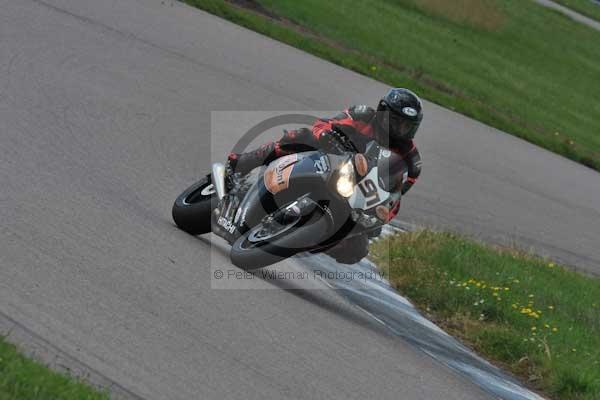 Motorcycle action photographs;Rockingham;Rockingham photographs;event digital images;eventdigitalimages;no limits trackday;peter wileman photography;rockingham corby northamptonshire;trackday;trackday digital images;trackday photos