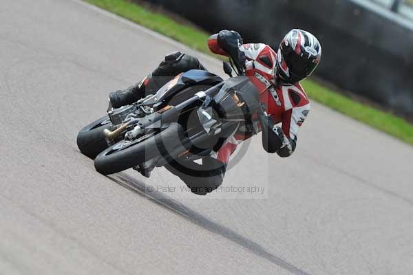 Motorcycle action photographs;Rockingham;Rockingham photographs;event digital images;eventdigitalimages;no limits trackday;peter wileman photography;rockingham corby northamptonshire;trackday;trackday digital images;trackday photos